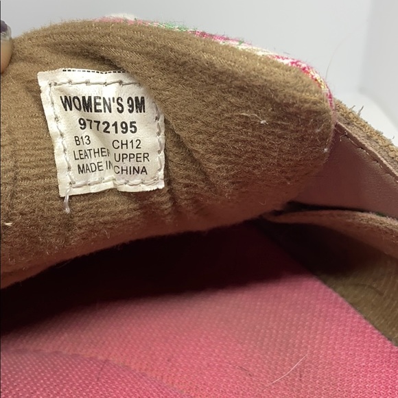 Women’s Sperry Boat Shoe - Picture 5 of 5